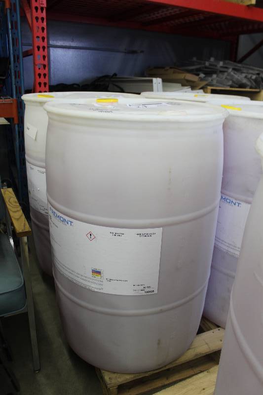 lot 24 image: Fremont Boiler Glycol 9132 in Plastic Barrel