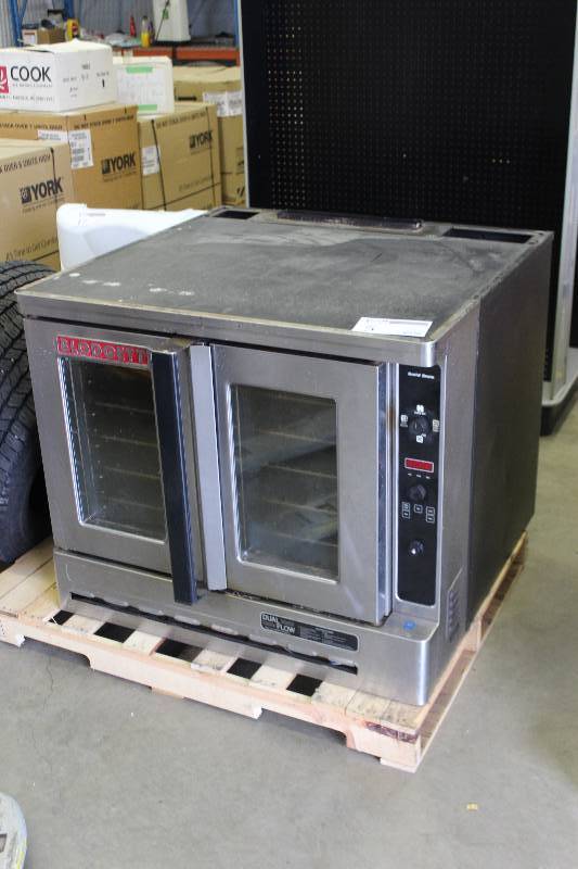 lot 5 image: Blodgett NSF Dual Flow (Convection)  Oven