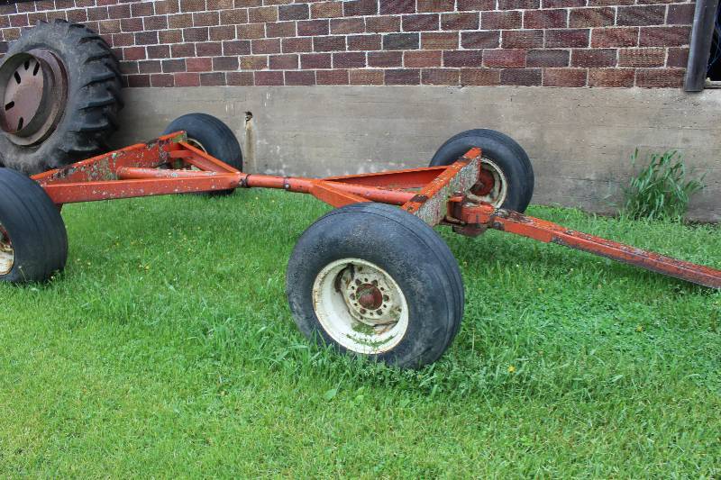 lot 102 image: 10 Ton Trailer Running Gear