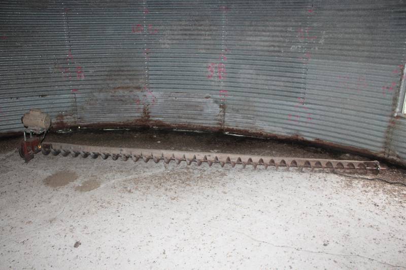 lot 101 image: Sweep Auger- 6