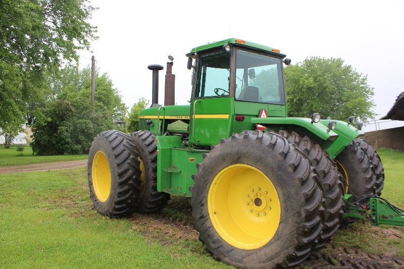 John Deere 8630 Four Drive, Dual Wheel Tractor | Howard Lake Farm ...