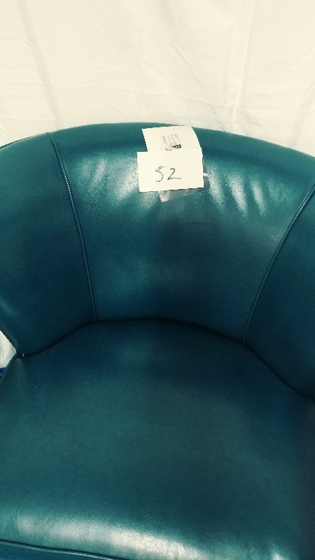 lot 52 image: Hilton Slipper Chair