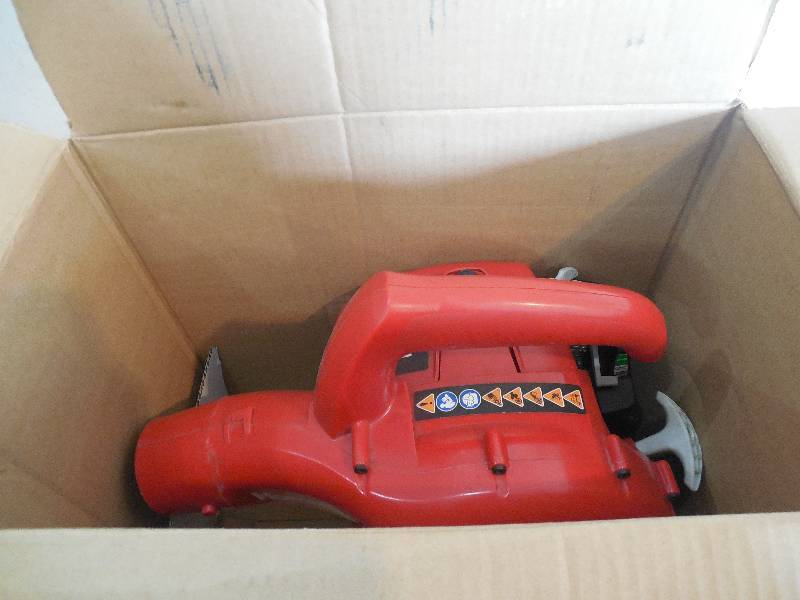 lot 49 image: Homelite 150 MPH 400 CFM 2-Cycle Handheld Gas Leaf Blower
