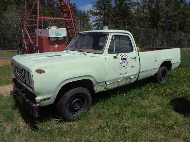 1977 Dodge W10 Power wagon