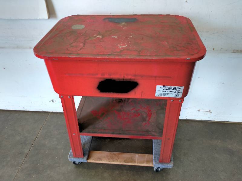 lot 33 image: 20 Gallon Parts Washer, Works...