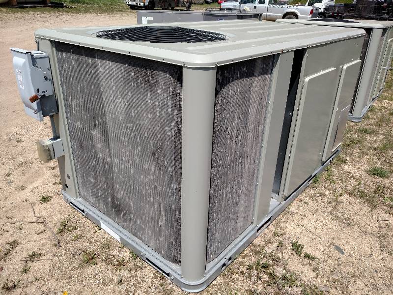 lot 3 image: Trane Rooftop Unit