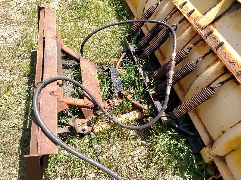 lot 7 image: Meyer 9 Snow Plow, Skid Loader Mou...
