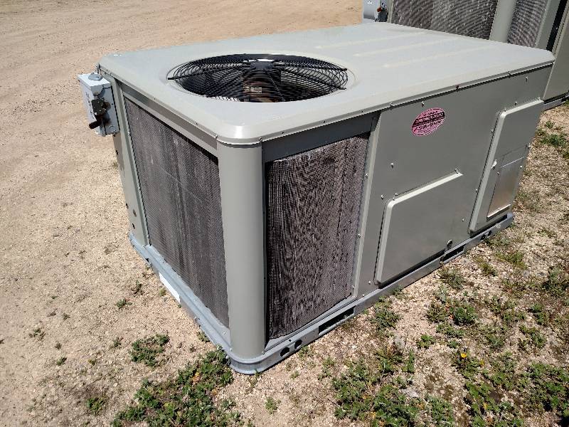 lot 4 image: Trane Rooftop Unit