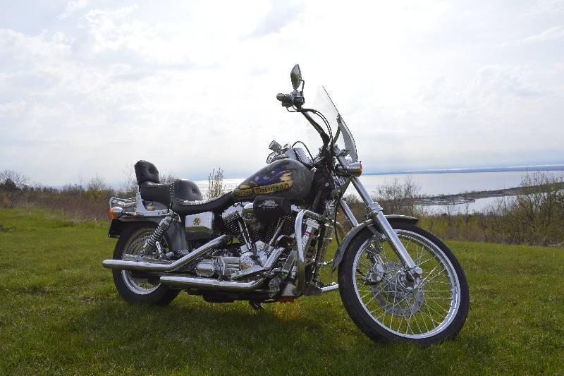 lot 1 image: 2000 Harley Davidson Dyna Wide Glide w Nitrous
