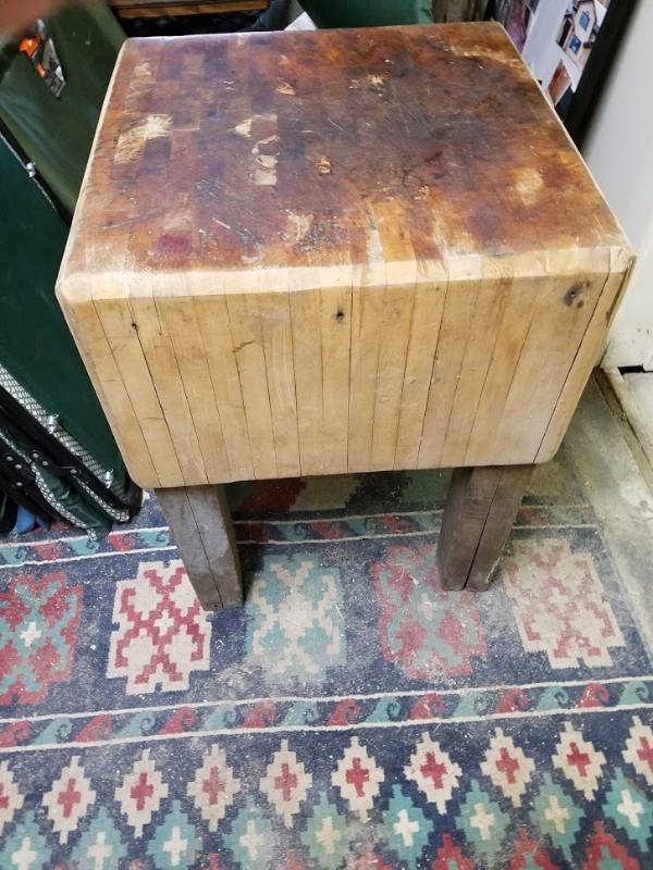 lot 13 image: Vintage Butcher Block
