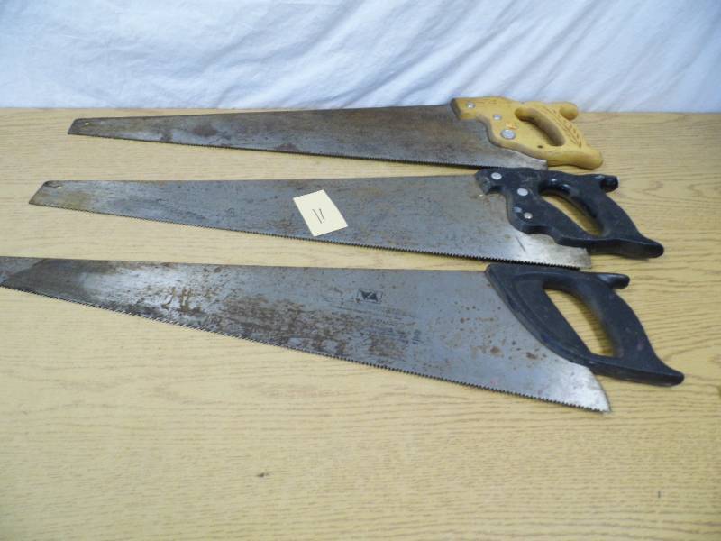 3 Hand Saws