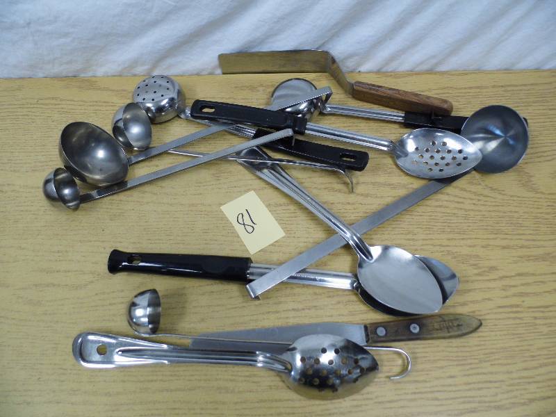 Assorted Kitchen Utensils