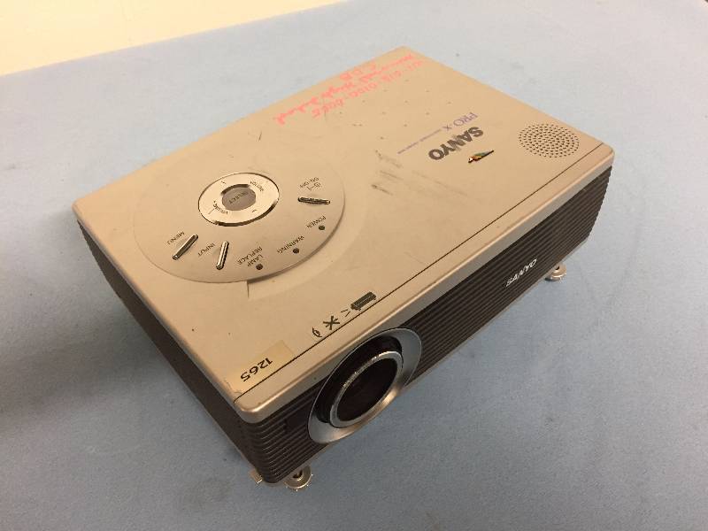lot 44 image: Sanyo PRO-X LCD ComputerVideoHome Theater Projector System
