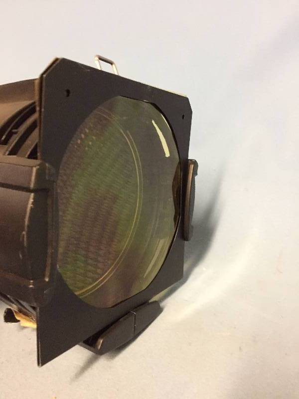 lot 69 image: ETC Source Four PAR Professional Lighting  Light Unit - EA Model