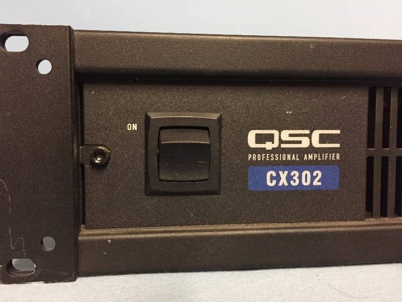 lot 14 image: QSC CX302 Professional Multi-Channel 200-Watt Power Audio Amplifier