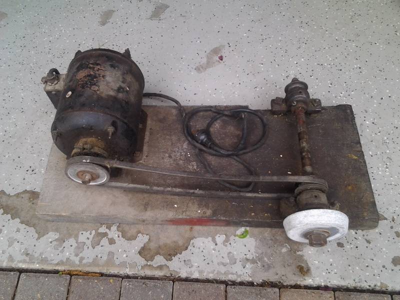 lot 6 image: Home Made Bench Grinder