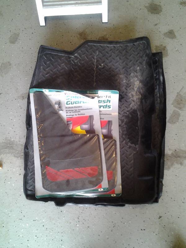 lot 22 image: 2010 Chevy Pick-Up Floor Liners & Universal Mud Flaps