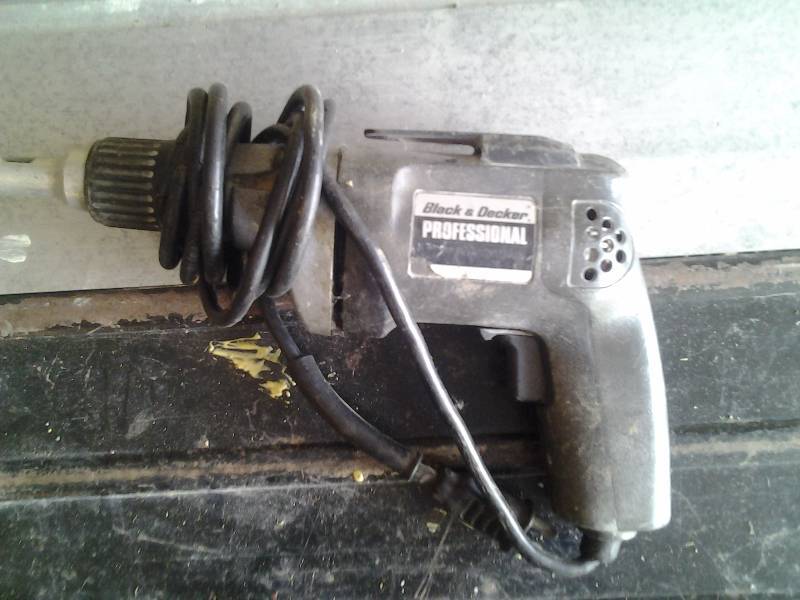 lot 41 image: Black & Decker Professional Drywall Drill