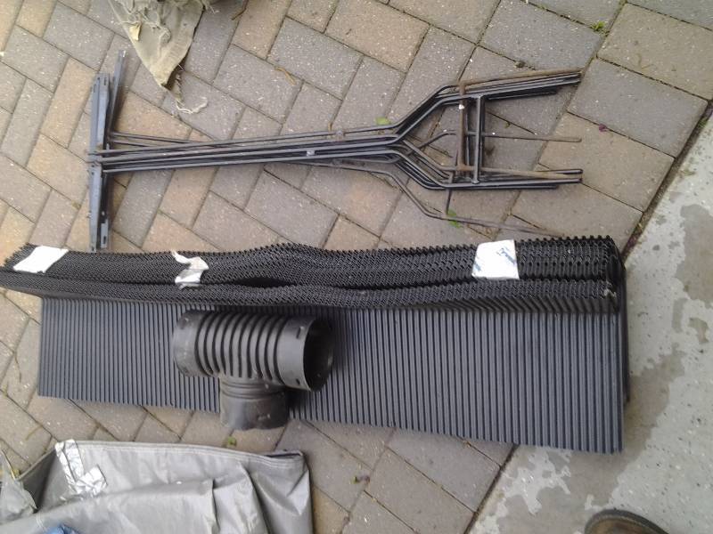 lot 66 image: Sign Stakes, Venta Mats For Drain Tile