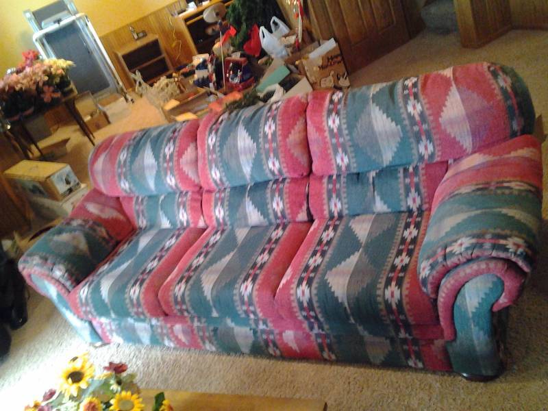 lot 127 image: Southwest Pattern Sofa 8 Foot-Nice Shape Comfy
