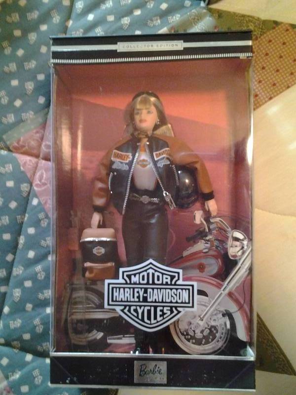 lot 134 image: Harley Barbie 1999 Collectors Edition