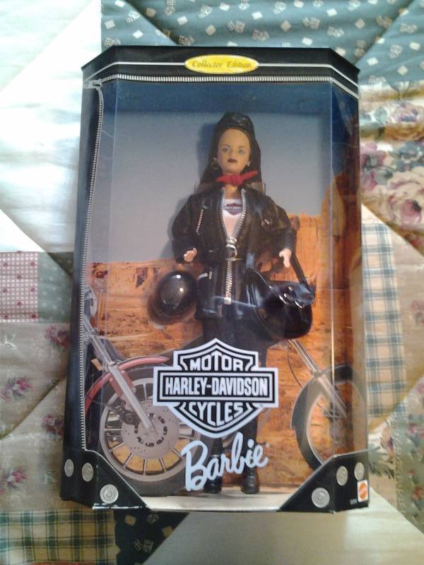 lot 135 image: Harley Barbie 1998 Collectors Edition