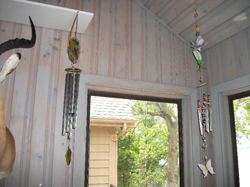 lot 83 image: 2 Fancy Wind Chimes