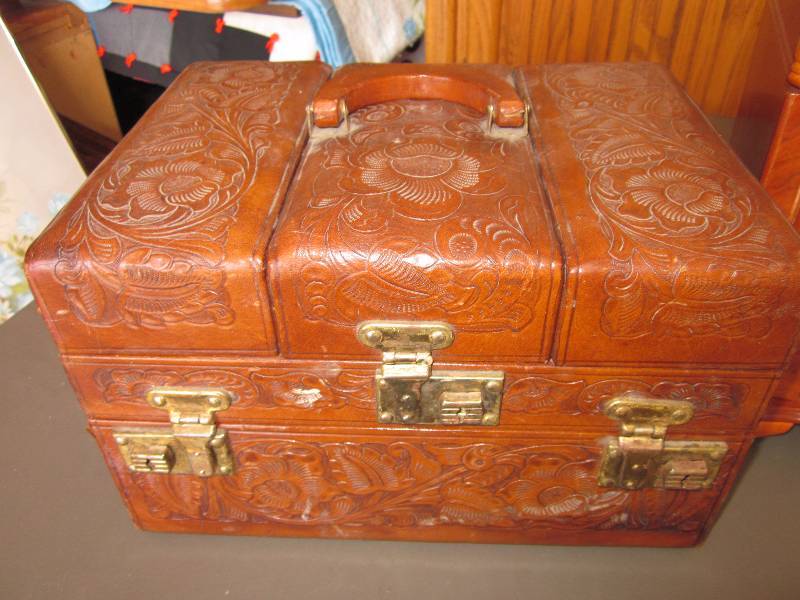 3 Jewelry Boxes