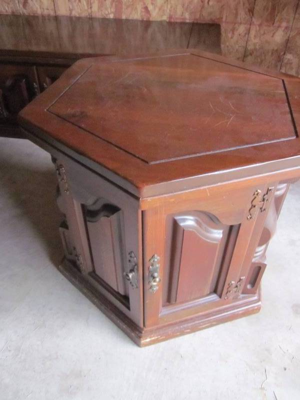 2 End Tables & Coffee Table