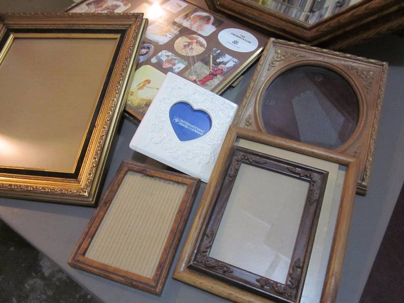 Picture Frames & Mirror