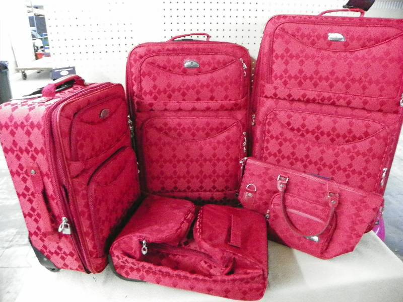 Argyle Jacquard 5pc luggage Set, Red , MSRP $149.99
