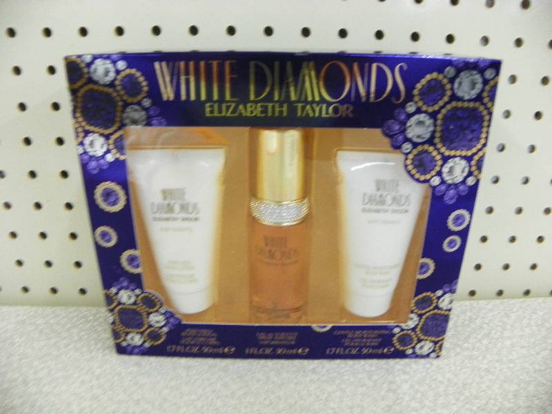 ELIZABETH TAYLOR WHITE DIAMOND