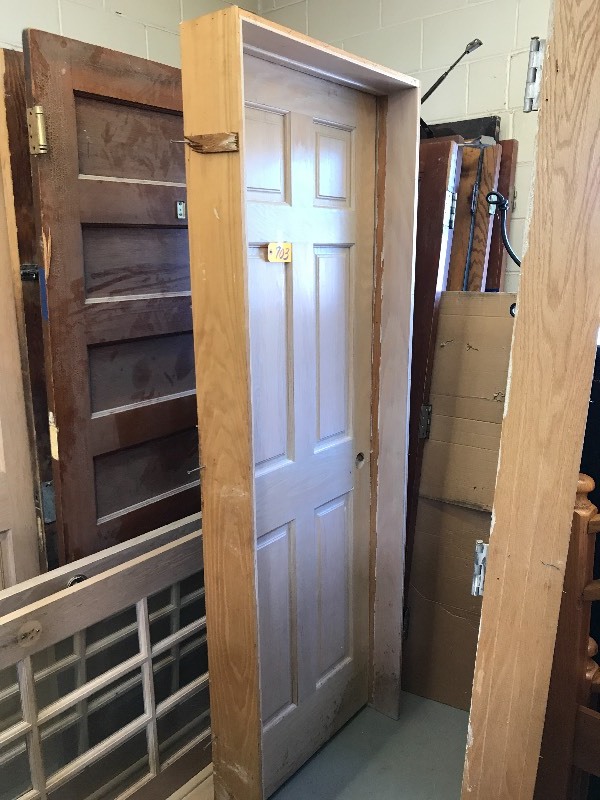 SOLID WOOD DOOR