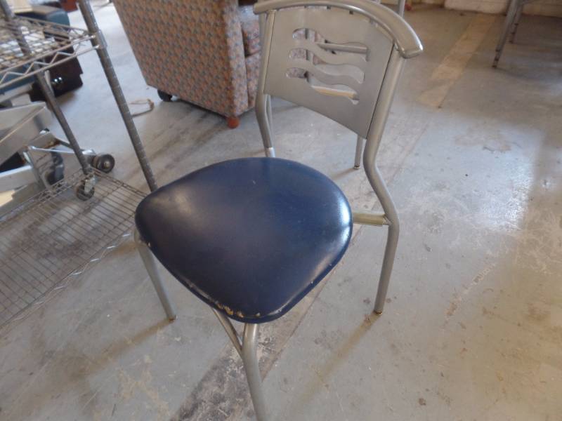 lot 416 image: METAL CAFE CHAIRS