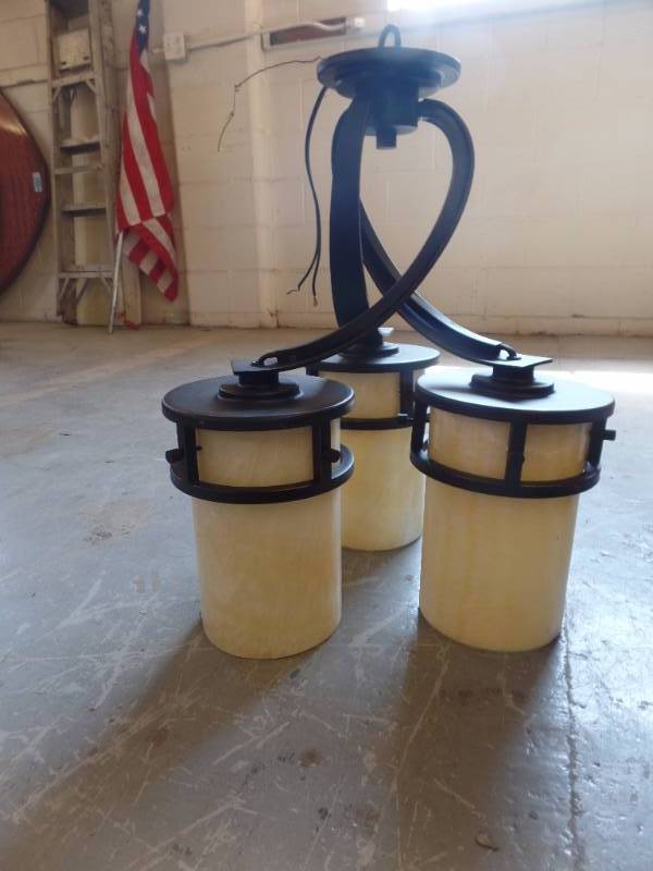 lot 420 image: GLASS AND METAL LIGHT FIXTURES