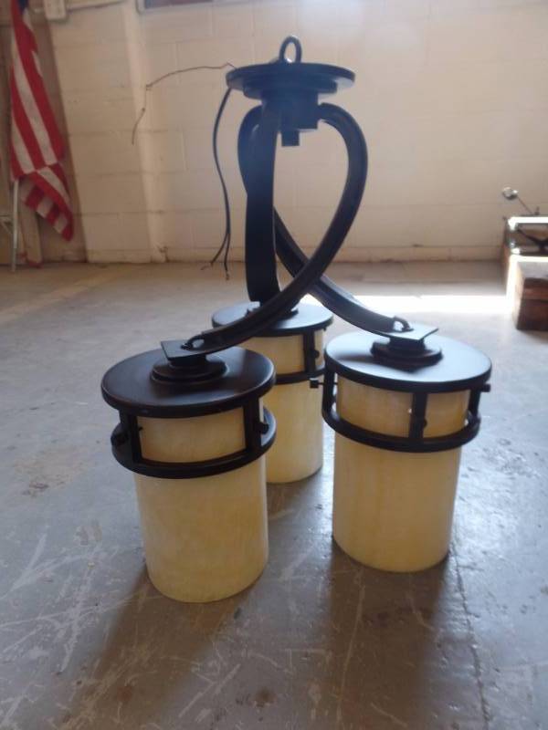 lot 421 image: GLASS AND METAL LIGHT FIXTURES