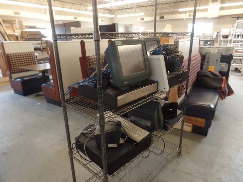 lot 424 image: POS SYSTEM NETWORK