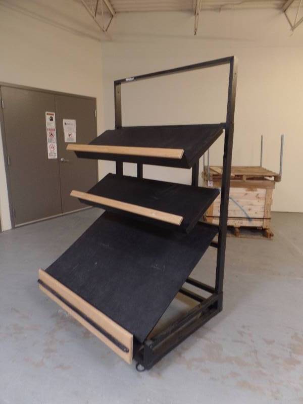 lot 431 image: MODERN ROLLING DISPLAY RACK