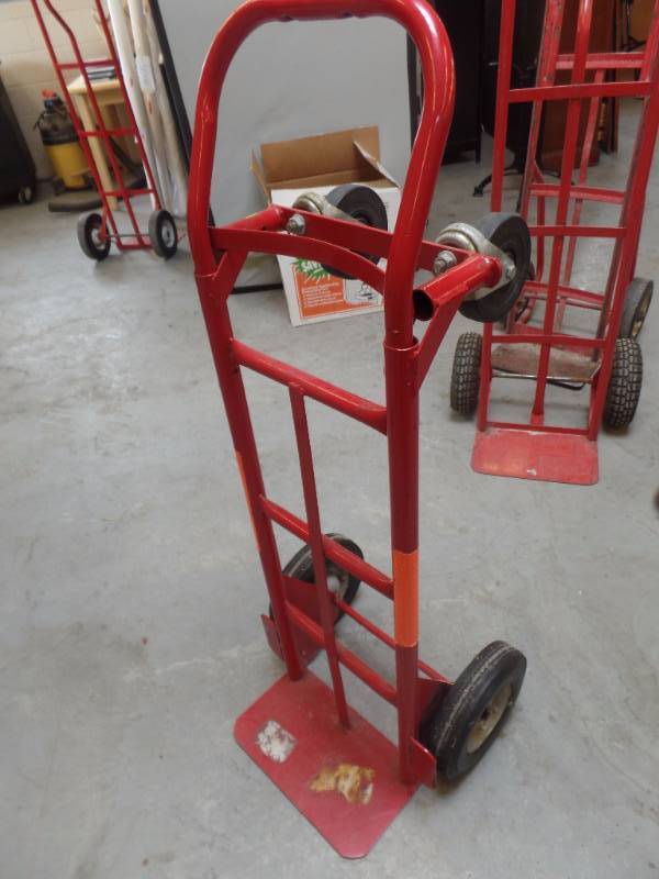lot 442 image: CONVERTIBLE HAND TRUCK