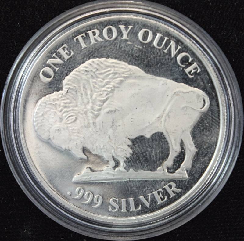 1 TROY OZ. .999 FINE SILVER INDIAN BUFFALO IN AIRTITE HOLDER