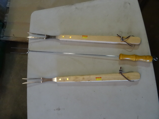 lot 35 image: NEW LOT Qty 3 Grilling Forks