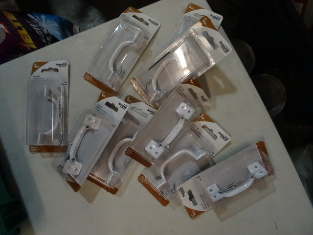 lot 63 image: NEW Qty 9 Sash Lift Handles 4in, Retail $27
