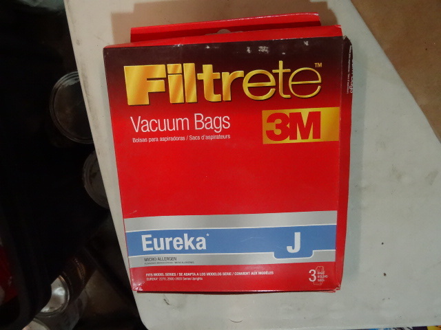 lot 74 image: NEW LOT Qty 4 Packs 3M Filtrete Vacuum Bags for Eureka J