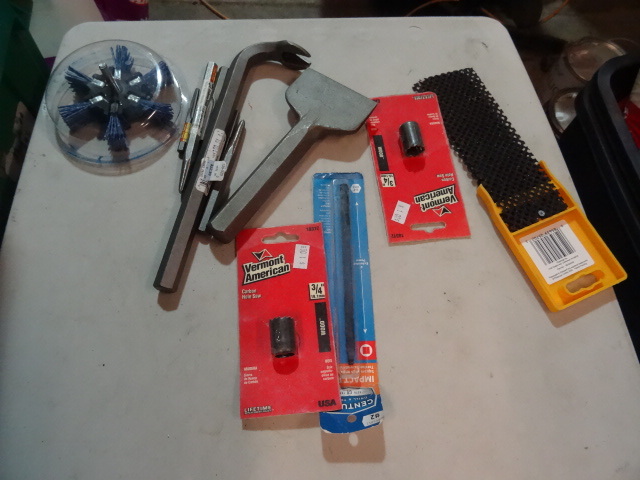 lot 97 image: NEW Tool Lot  incl. Pry Bar, Cold Chisel Rasp, Hole Saws, Punches and MORE
