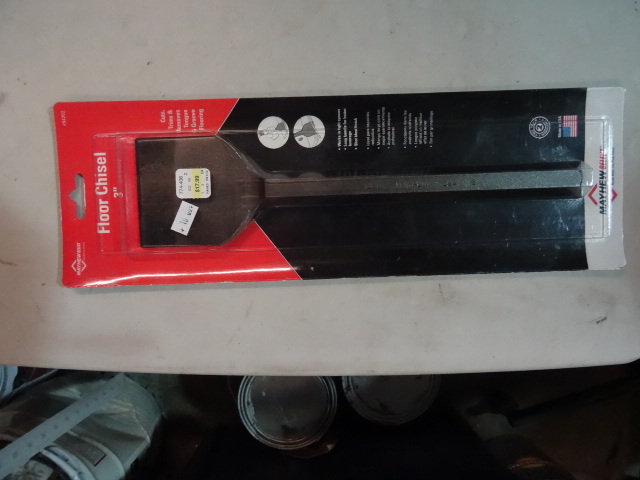 lot 101 image: NEW 3 in Floor Chisel