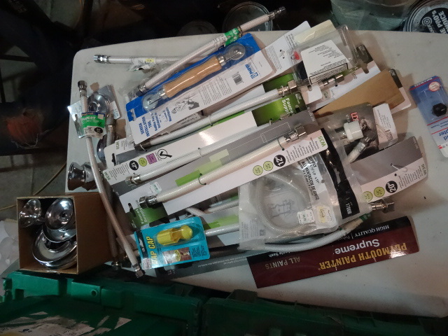 lot 105 image: NEW LARGE PLUMBING LOT incl. Water Supply Lines, Escution Plates & MORE  OVER $100 RETAIL