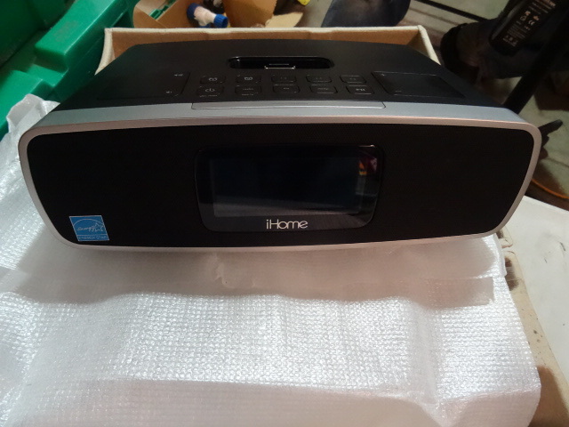 lot 158 image: NEW Case Qty 4 pcs iHome iPhoneiPod Speaker Docks with Clock Radio Model iP90B  Retail $240