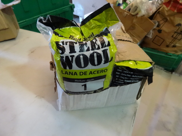 lot 4 image: NEW Case 1# Medium Steel Wool, 6 packs of 8 pads ea. 48 total pads. - Retail $24