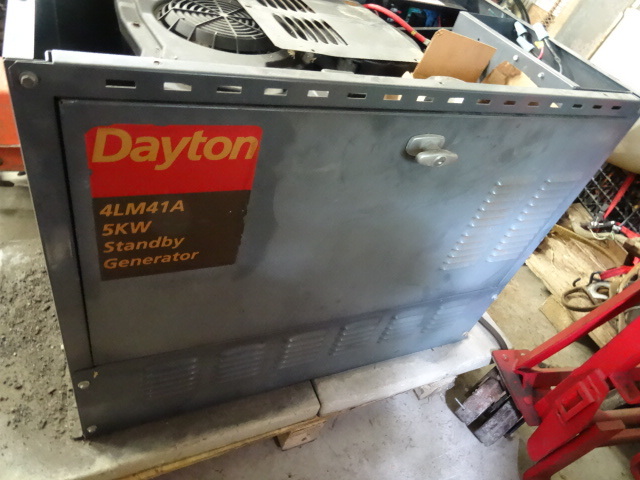lot 6 image: Dayton 4LM41A 5KW Stand by Generator.