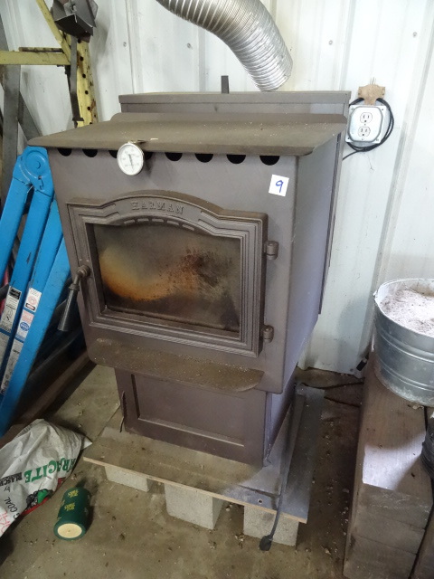 lot 9 image: Harman Pellet Stove.